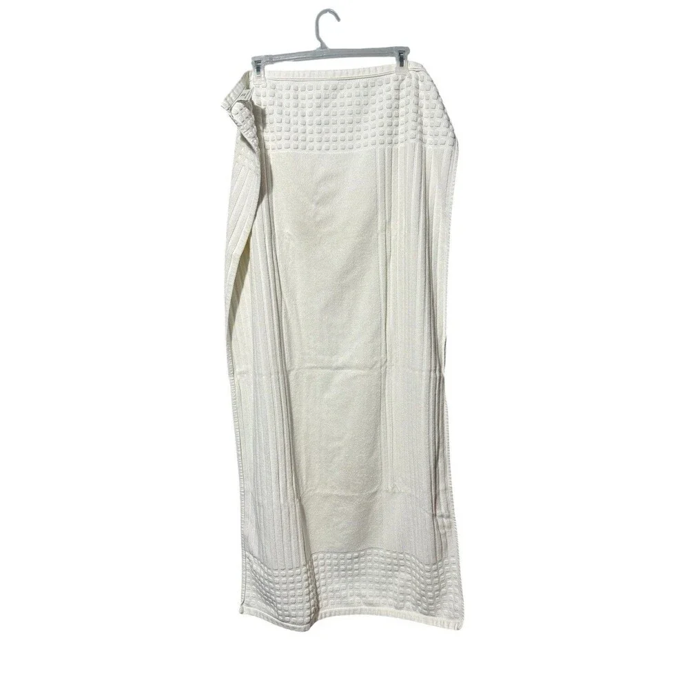 Karen Neuburger KN Luxury Home Bath Towel Ivory Textured 52 x 26 NWOT Portugal